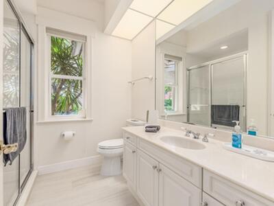 901 SE Riverside Drive, Stuart, FL 34994