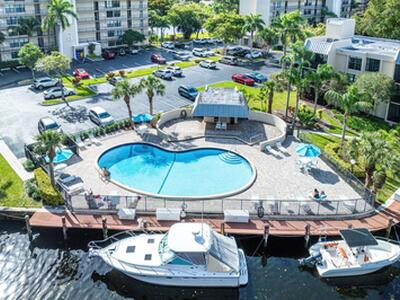 9 Royal Palm Way, Boca Raton, FL 33432