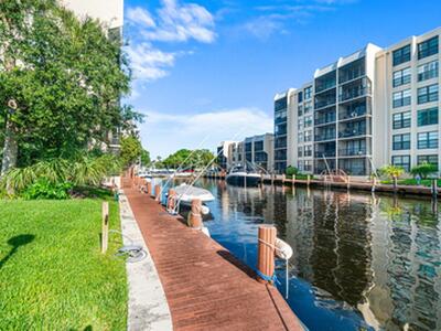 9 Royal Palm Way, Boca Raton, FL 33432