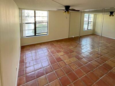 9 Royal Palm Way, Boca Raton, FL 33432