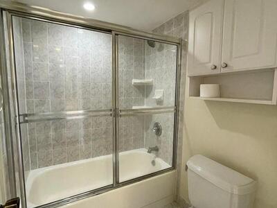 9 Royal Palm Way, Boca Raton, FL 33432