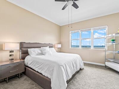 2650 Lake Shore Drive, Riviera Beach, FL 33404