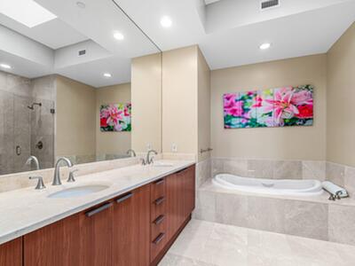 2650 Lake Shore Drive, Riviera Beach, FL 33404