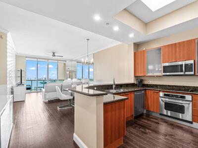 2650 Lake Shore Drive, Riviera Beach, FL 33404