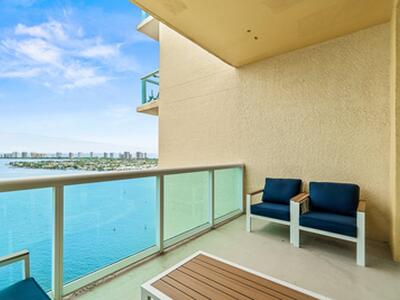 2650 Lake Shore Drive, Riviera Beach, FL 33404