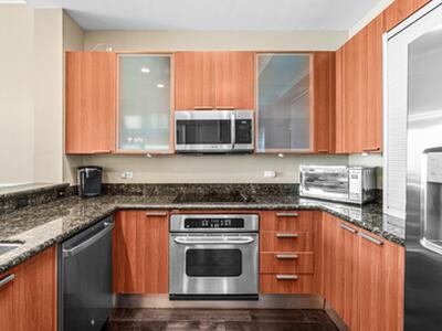 2650 Lake Shore Drive, Riviera Beach, FL 33404