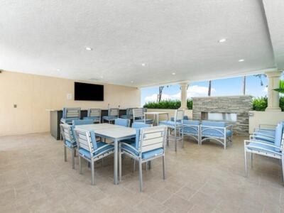 2650 Lake Shore Drive, Riviera Beach, FL 33404