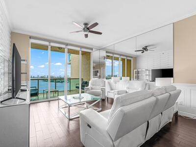 2650 Lake Shore Drive, Riviera Beach, FL 33404