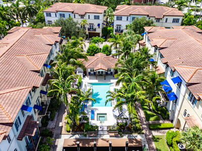 3261 Estancia Lane, Boynton Beach, FL 33435