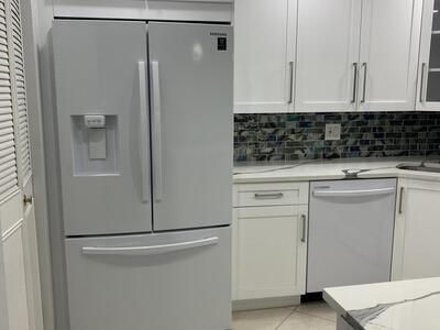 123 Lake Pine Circle, Greenacres, FL 33463