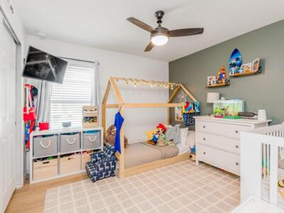 5940 NW Pine Trail Circle, Port Saint Lucie, FL 34983