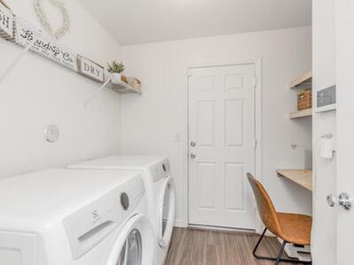 5940 NW Pine Trail Circle, Port Saint Lucie, FL 34983