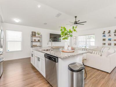 5940 NW Pine Trail Circle, Port Saint Lucie, FL 34983