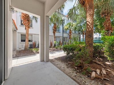 11022 Legacy Drive, Palm Beach Gardens, FL 33410