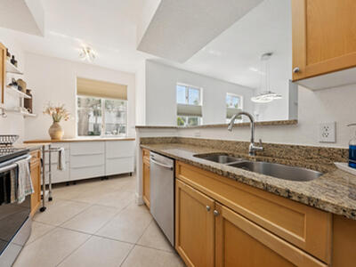 11022 Legacy Drive, Palm Beach Gardens, FL 33410