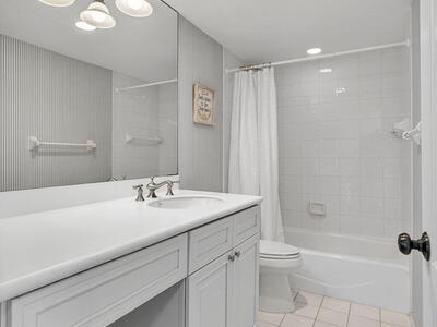 2600 N Flagler 907 Drive, West Palm Beach, FL 33407