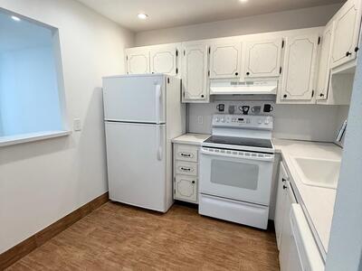 186 Valencia H, Delray Beach, FL 33446