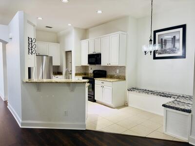 11479 SW Glengarry Court, Port Saint Lucie, FL 34987