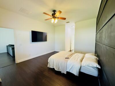 11479 SW Glengarry Court, Port Saint Lucie, FL 34987