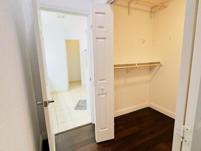 11479 SW Glengarry Court, Port Saint Lucie, FL 34987