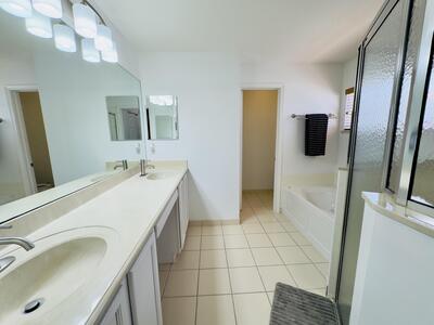 11479 SW Glengarry Court, Port Saint Lucie, FL 34987