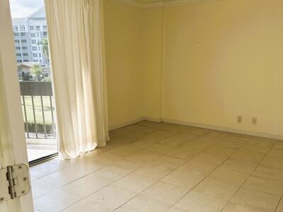 2000 Presidential Way, West Palm Beach, FL 33401