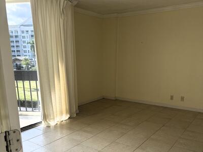 2000 Presidential Way, West Palm Beach, FL 33401