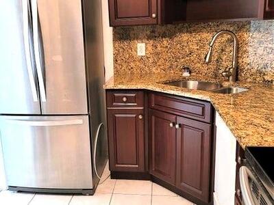 2000 Presidential Way, West Palm Beach, FL 33401