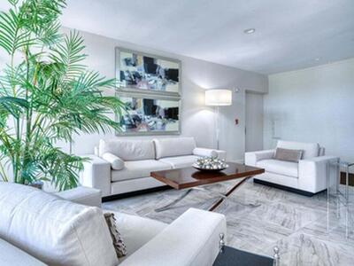 2000 Presidential Way, West Palm Beach, FL 33401