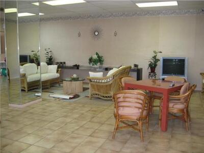 2000 Presidential Way, West Palm Beach, FL 33401