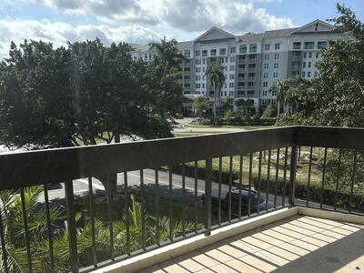 2000 Presidential Way, West Palm Beach, FL 33401