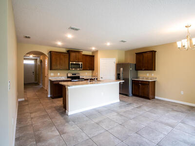 2716 Granville Manor SW, Vero Beach, FL 32968