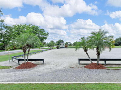 Wellington, FL 33449