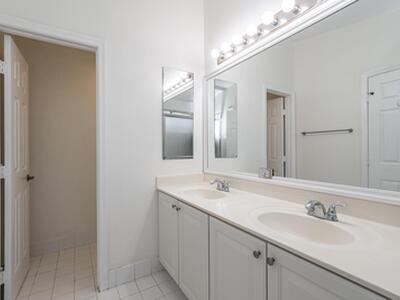 8271 Via Serena, Boca Raton, FL 33433