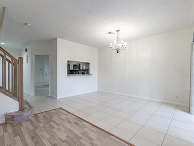 8271 Via Serena, Boca Raton, FL 33433