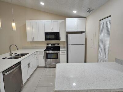 480 Hardwood Place, Boca Raton, FL 33431