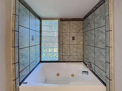 10651 NW 28th Street, Sunrise, FL 33322