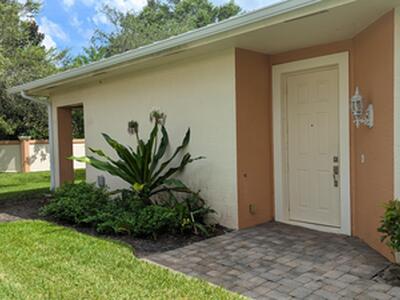 826 Middleton Drive SW, Vero Beach, FL 32962