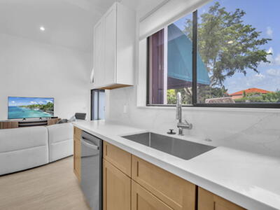 6438 Via Rosa, Boca Raton, FL 33433