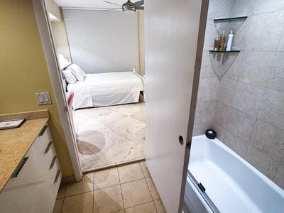 18911 Collins Avenue, Sunny Isles Beach, FL 33160