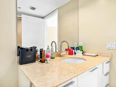 18911 Collins Avenue, Sunny Isles Beach, FL 33160