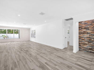 850 W Camino Real, Boca Raton, FL 33486