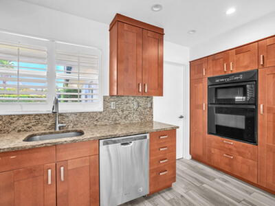 850 W Camino Real, Boca Raton, FL 33486