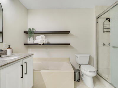 370 Golfview Road, North Palm Beach, FL 33408