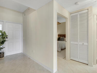 370 Golfview Road, North Palm Beach, FL 33408