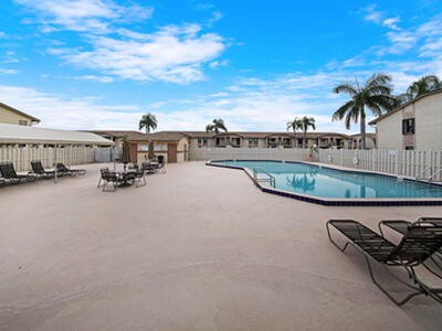 9480 Boca Cove Circle, Boca Raton, FL 33428