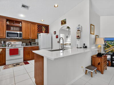 1520 S Club Drive, Wellington, FL 33414