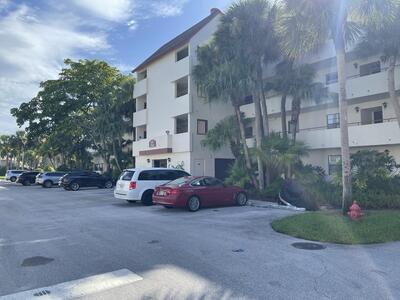 12568 Shoreline Drive, Wellington, FL 33414