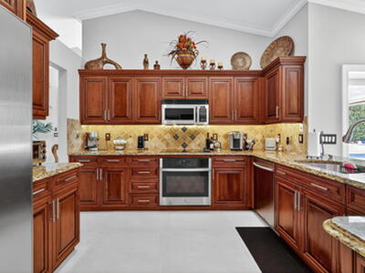 1880 Grantham Court, Wellington, FL 33414