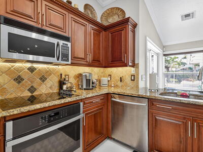 1880 Grantham Court, Wellington, FL 33414